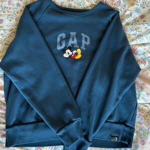 Gap x Disney crewneck